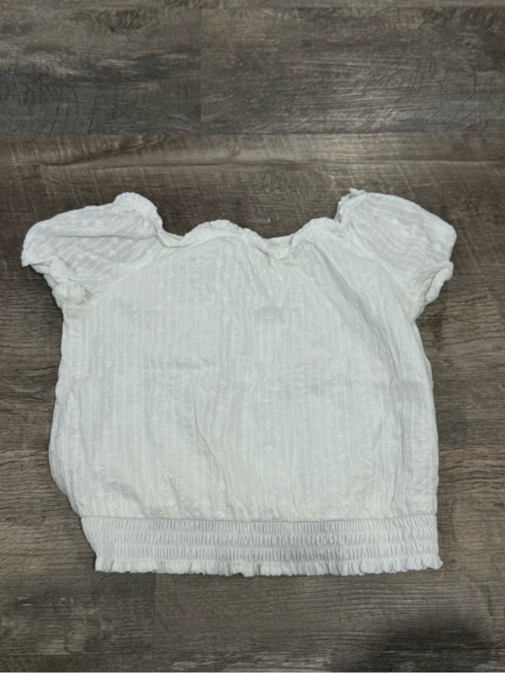 abercrombie kids White Puff Sleeve Smocked Waist Top size 13/14
